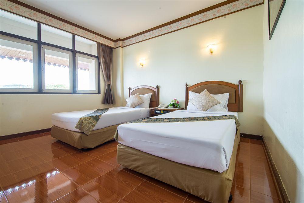 Krabi Royal Hotel Exterior photo