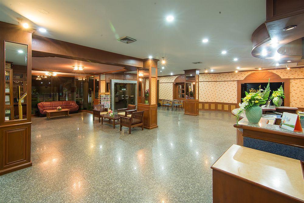 Krabi Royal Hotel Exterior photo